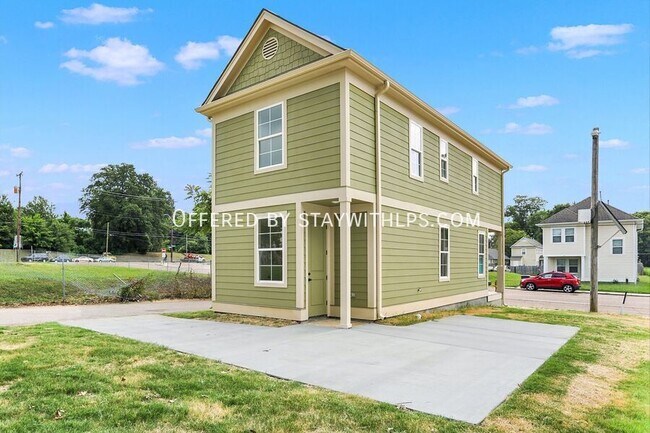 Building Photo - 701 N 3rd St