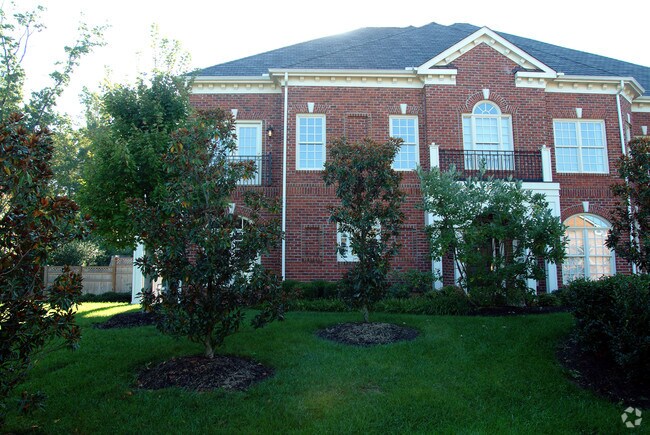 Foto del edificio - Grayson Hill Townhomes