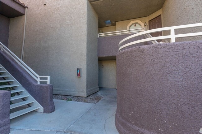 Foto del edificio - 2 Bedroom Condo Available at Vizcaya