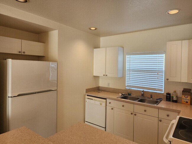 Foto del edificio - 170 Portside Ave