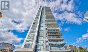 Building Photo - 275 Yorkland Rd