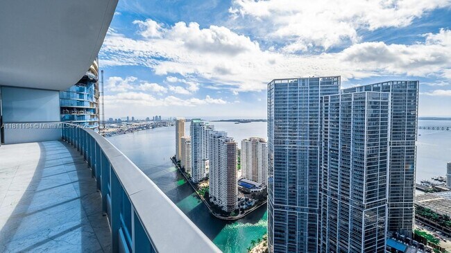 Foto del edificio - 200 Biscayne Blvd Way