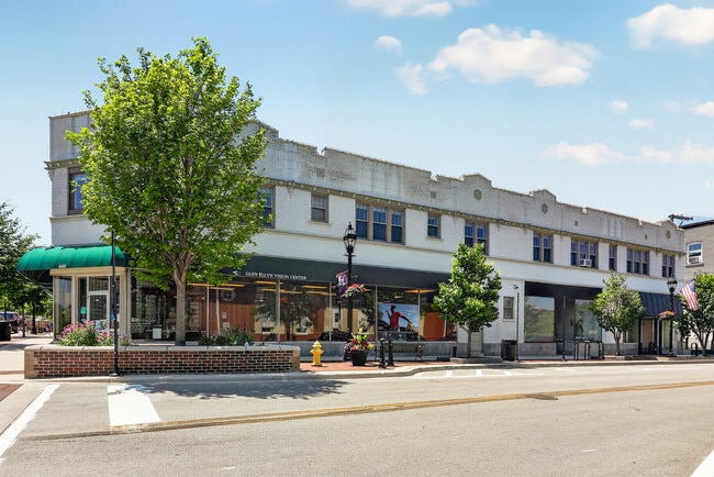 Building Photo - 438 N Main St