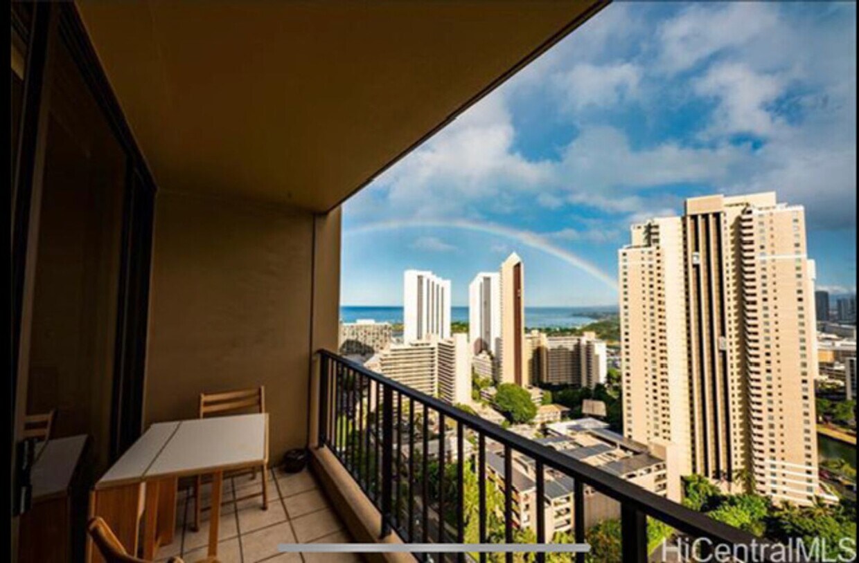 Luxury Waikiki Living with Panoramic Ocean & Sunset Views - Luxury Waikiki Living with Panoramic Ocean & Sunset Views
