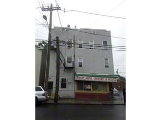 Building Photo - 298-300 12th Ave