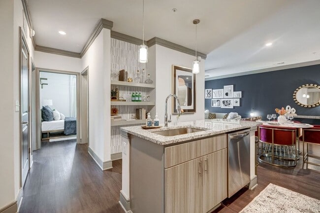Building Photo - Camden Alpharetta
