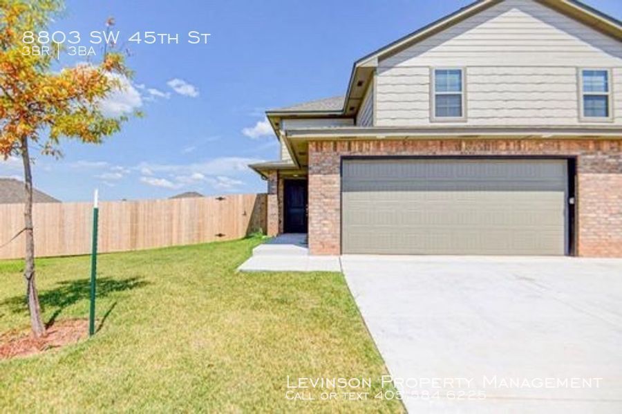 Foto principal - 8803 SW 45th Terrace