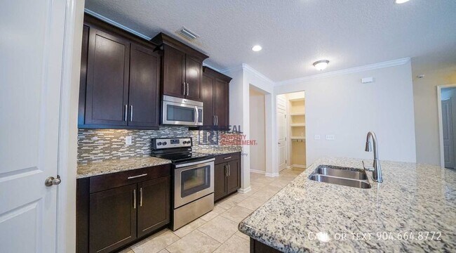 Foto del edificio - Spacious Bartram Park Preserve Home with L...