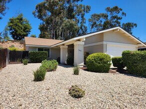 Building Photo - 11436 Red Cedar Dr