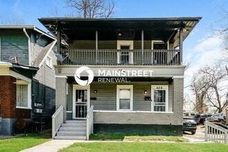 Building Photo - 409 S 39th St