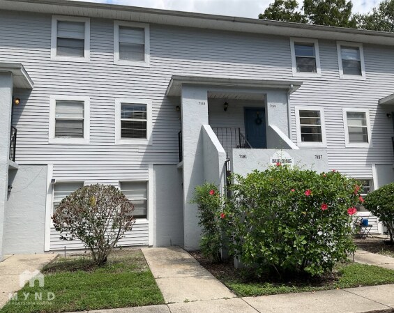 Primary Photo - 7161 E Bank Dr
