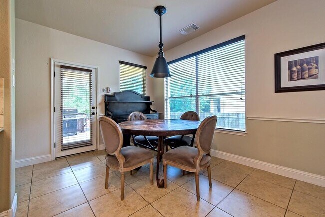 Building Photo - 7609 Jaborandi Dr