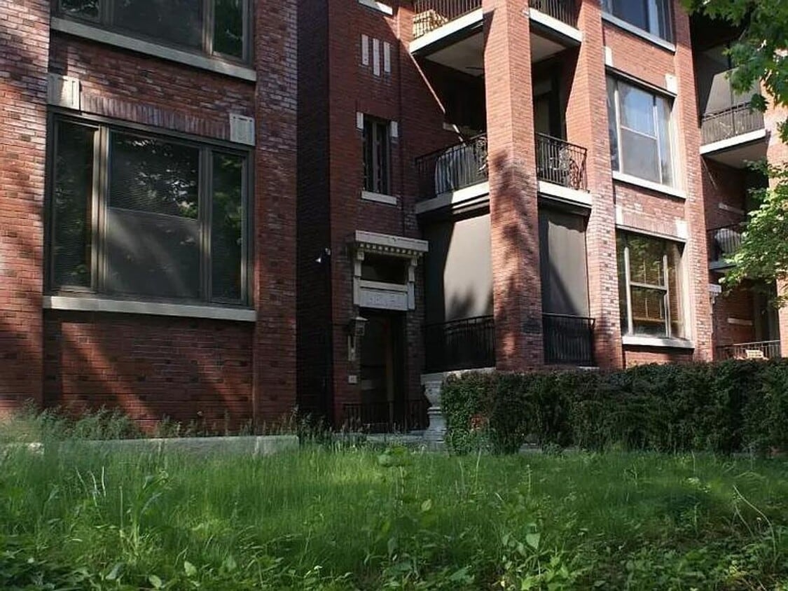 5319 Pershing Ave, St. Louis, MO 63112 Condo for Rent in St. Louis