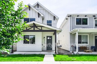 Building Photo - 3750 Gilpin St