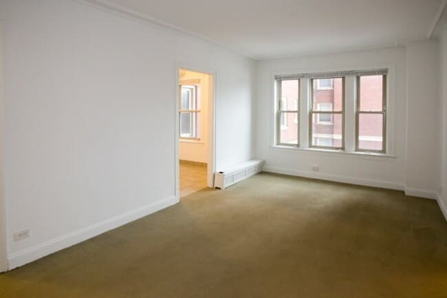 Interior Photo - East Park Tower