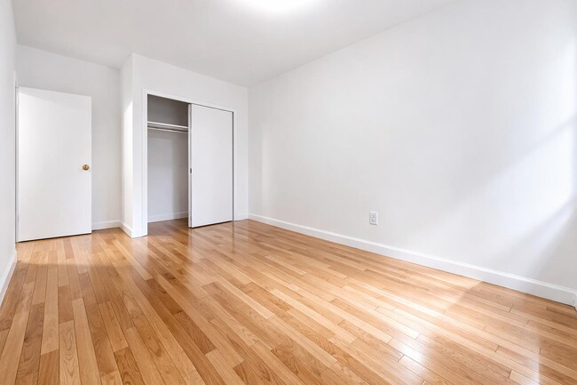 Foto del edificio - 401 E 68th St