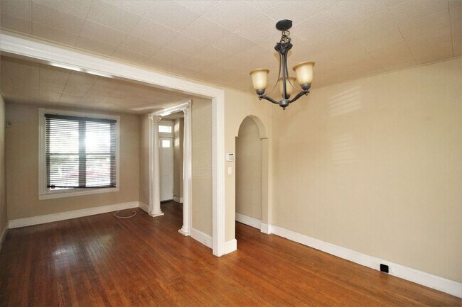 Foto del edificio - 3547 Keswick Rd