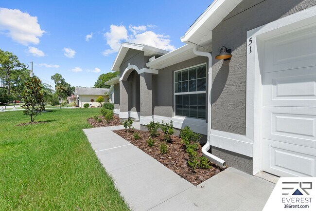 Foto del edificio - FULLY FENCED, LIKE NEW 4/2/2 IN DESIRABLE INDIAN TRAILS