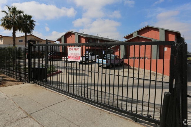 Building Photo - Villa Hermosa Apartments