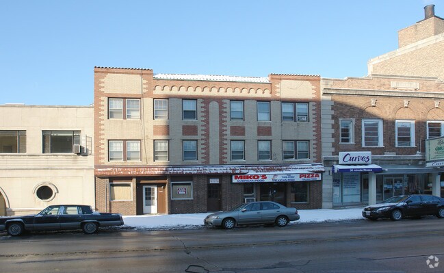 Building Photo - 3244-3246 Oak Park Ave