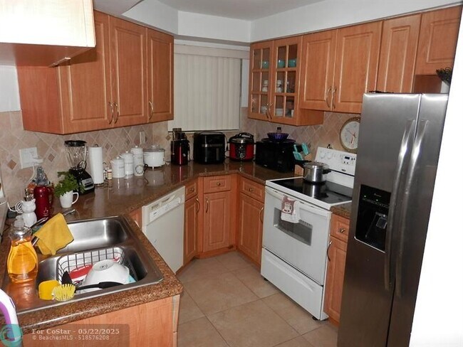 Foto del edificio - 8305 SW 152nd Ave