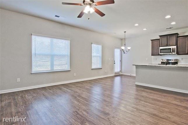 Building Photo - 3 br, 2 bath House - 1030 Mcconaughy Court