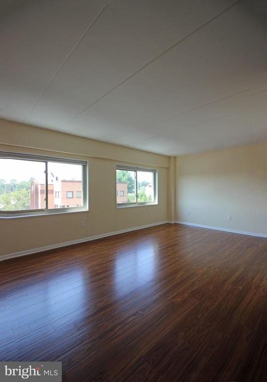 Foto del edificio - 200 Locust St SE