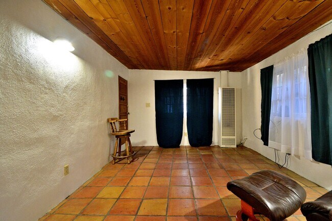 Foto del edificio - 142 Duran St