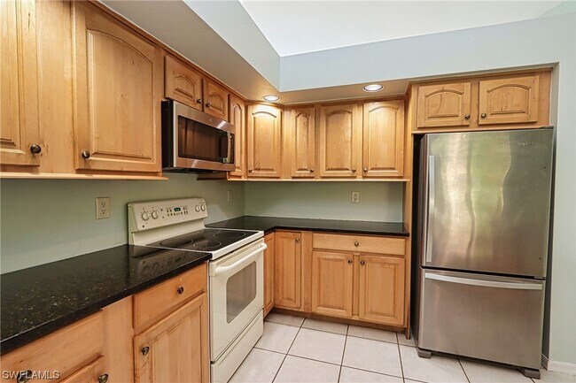 Foto del edificio - 7186 Mill Run Rd