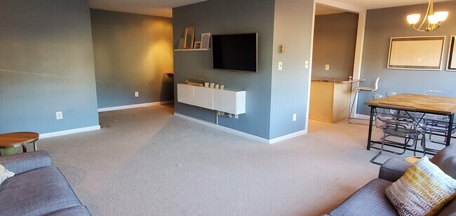 Foto del edificio - 3515 Washington Blvd