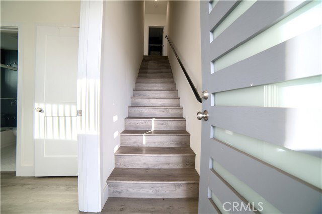 Foto del edificio - 4559 1/2 Pickford Street Apt #4559, Los Angeles, CA 90019 - 4 BR 3 BA house