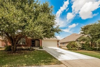 Building Photo - 3612 Bird House Dr
