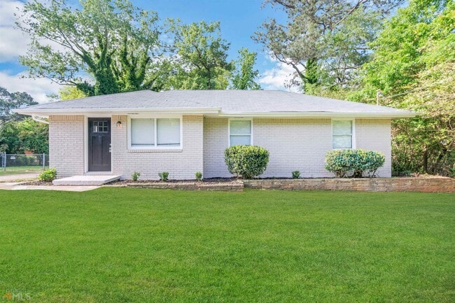 Building Photo - 3711 Tulip Dr