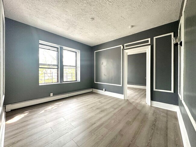 Foto del edificio - 140 Carlton Ave