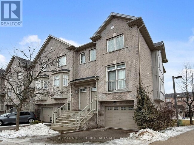 Photo du bâtiment - 115 Piggott Mews