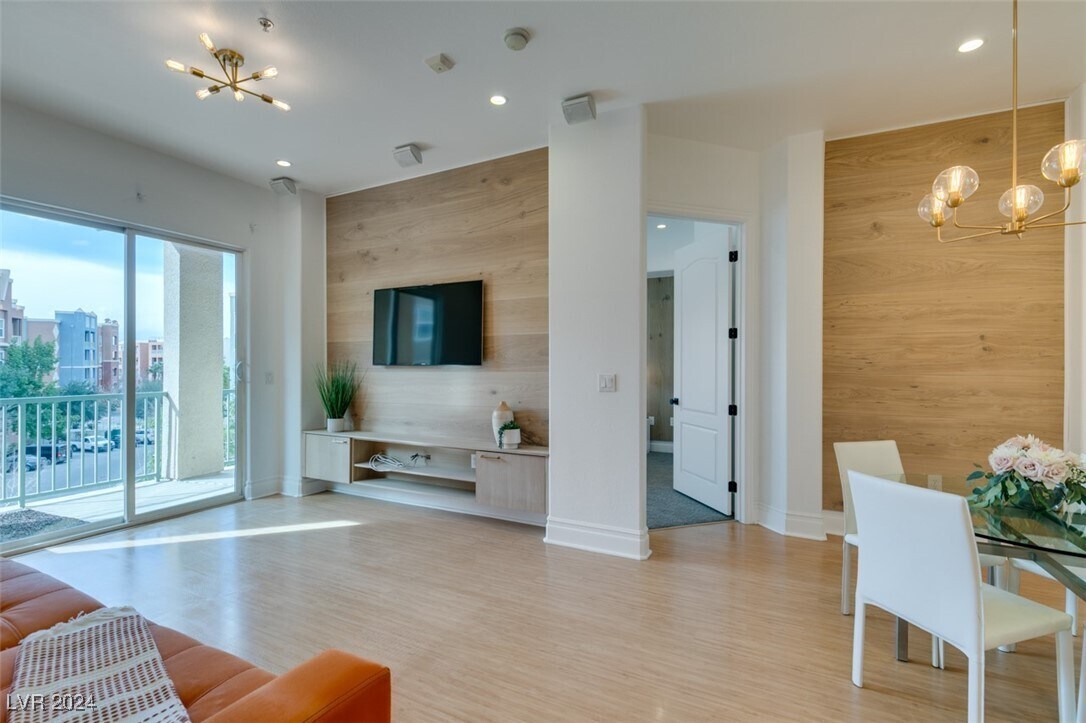 Foto principal - 50 E Serene Ave