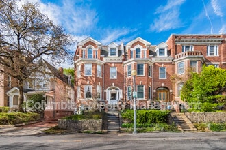 Building Photo - 1707 Kilbourne Pl NW