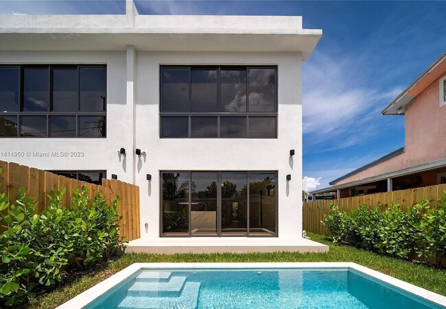 Foto del edificio - 2710 SW 34th Ave