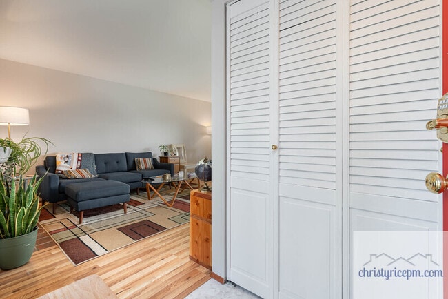 Foto del edificio - 2107 SE 21st Ct