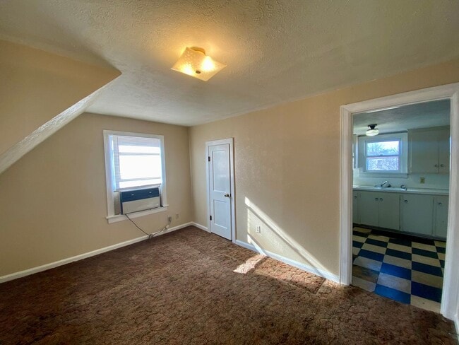 Building Photo - Welcome home!