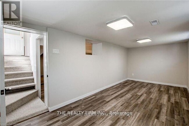 Building Photo - 130 Appel St