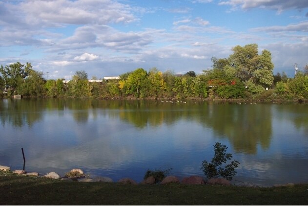  - Straford Lakes