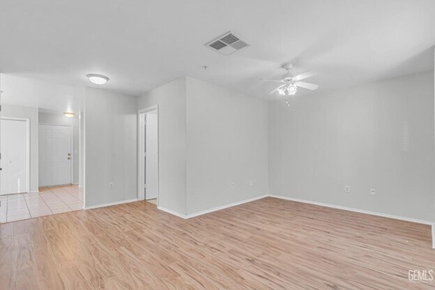 Building Photo - 600 Hosking Ave