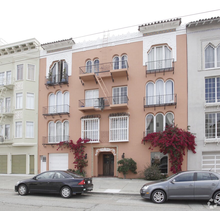 Building Photo - 3655 Fillmore St