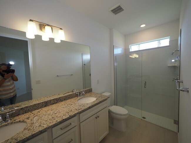 Building Photo - 9897 Bright Water Dr