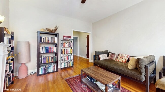 Building Photo - 5113 S Woodlawn Ave