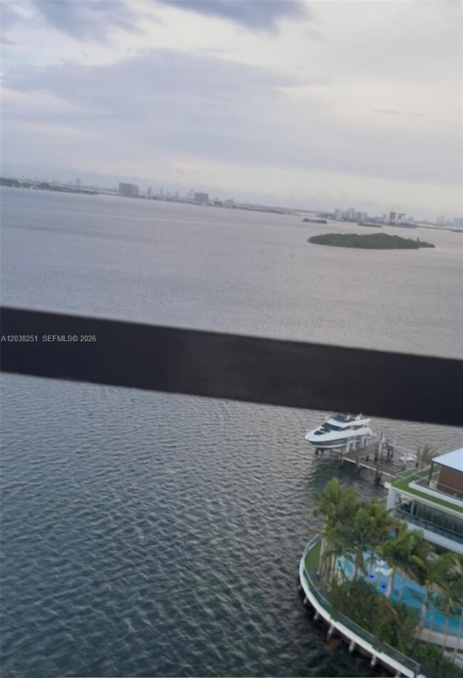 Building Photo - 11930 N Bayshore Dr