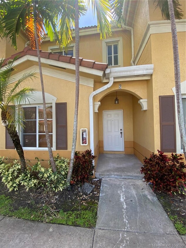 Primary Photo - 10760 NW 82nd Ter 2-7 Doral Fl 33178