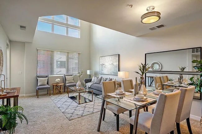 Building Photo - A Cozy Contemporary and Stylish Condo 2BR/...