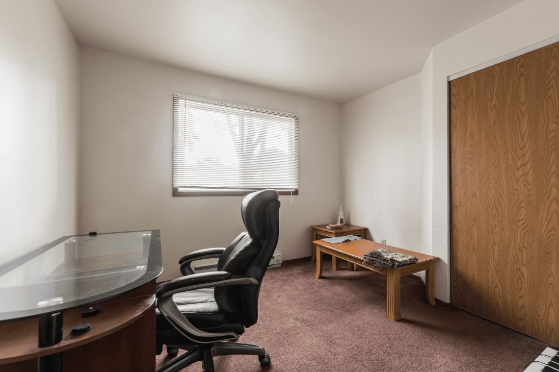 Building Photo - 822 Edgebrook Dr